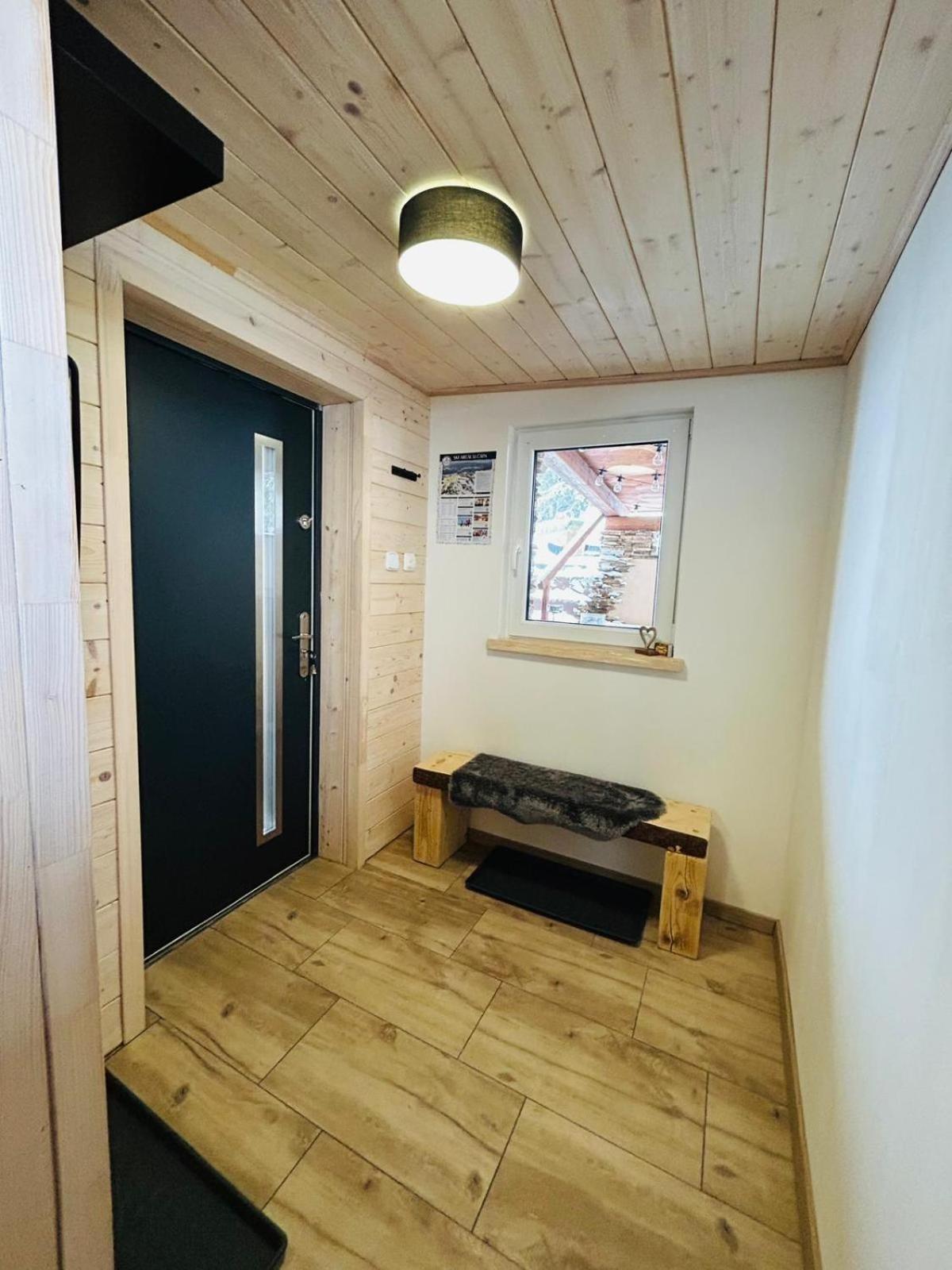 Apartman Kunst Korenov Ngoại thất bức ảnh